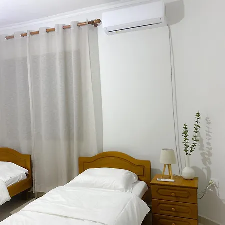 Casa Di Maja Lägenhet Tirana